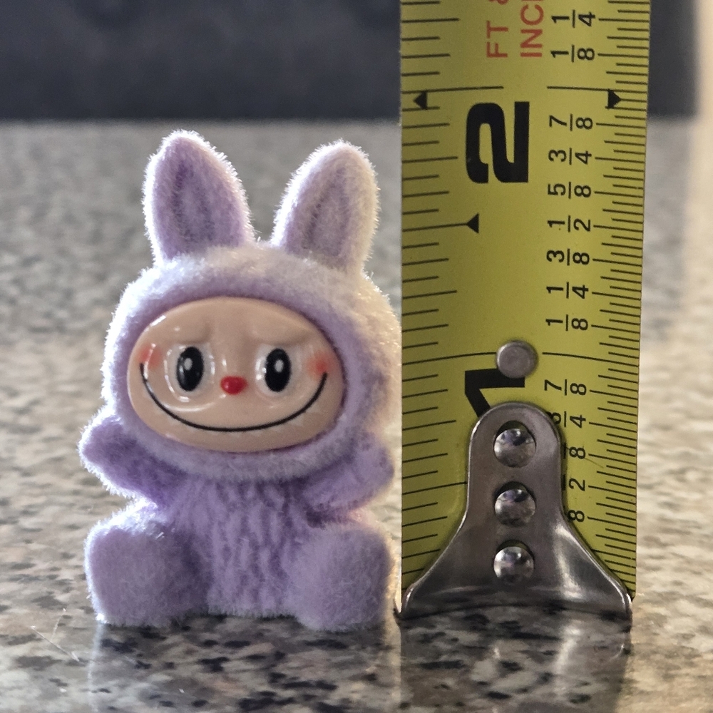 ๐๐ Purple Fuzzy Mini Labubu Figurine - Picture 6 of 6